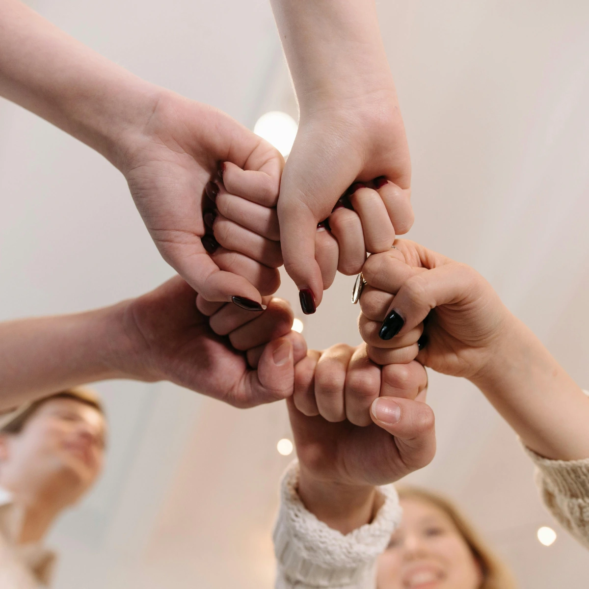 Ajoutez une touche de bien-être à vos événements privés ou professionnels ou boostez le bien-être de vos équipes pour des performances optimisées !